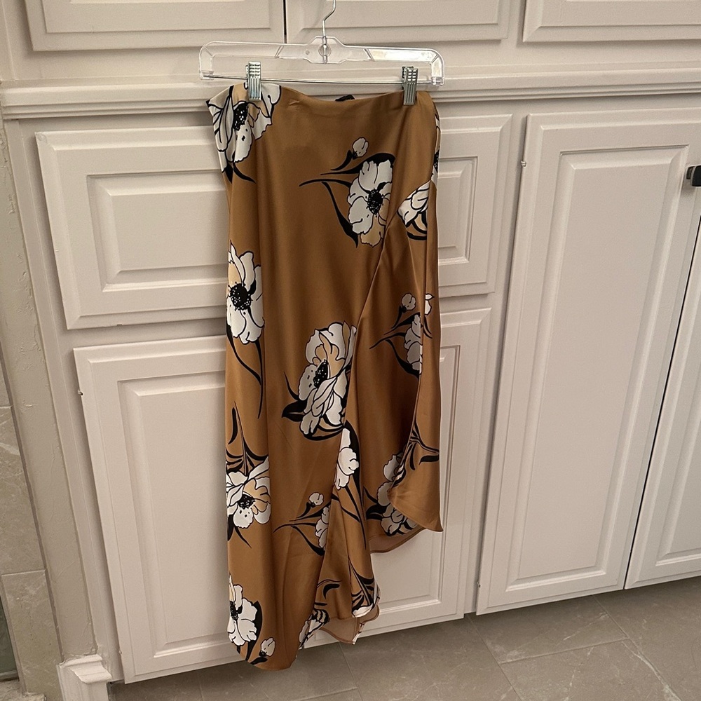 White House Black Market Asymmetrical Floral Skirt